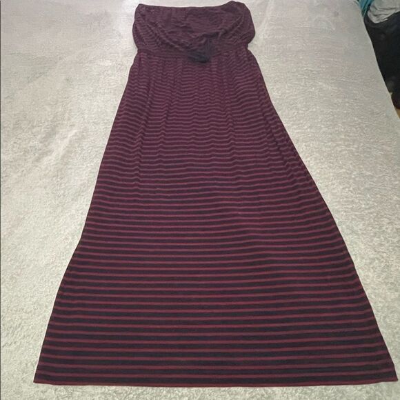 𝅺j.crew Amie striped strapless maxi dress size medium navy and burgundy - Picture 2 of 6
